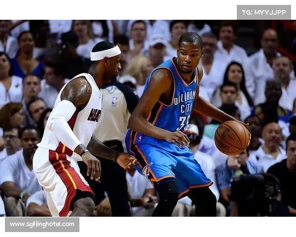 震撼时刻再现:NBA赛场上那些改变比赛走向的经典瞬间 震撼时刻再现:NBA赛场上那些改变比赛走向的经典瞬间